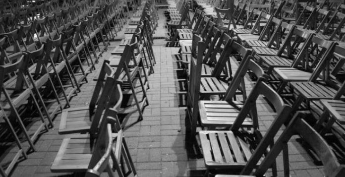 ScreenShot125 silla vacía