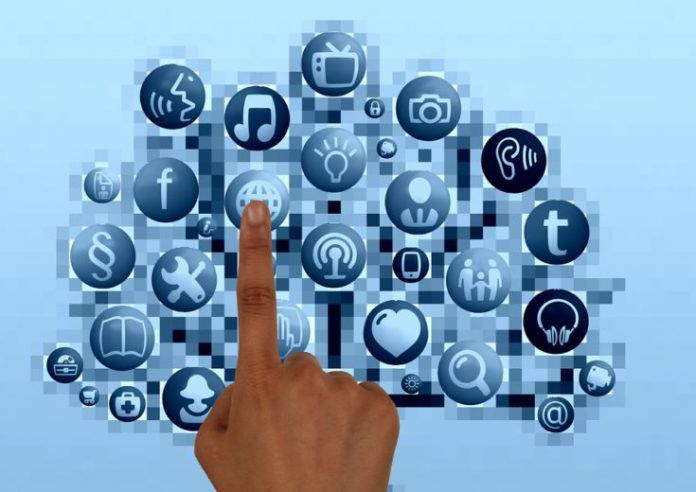 Internet derecho universal