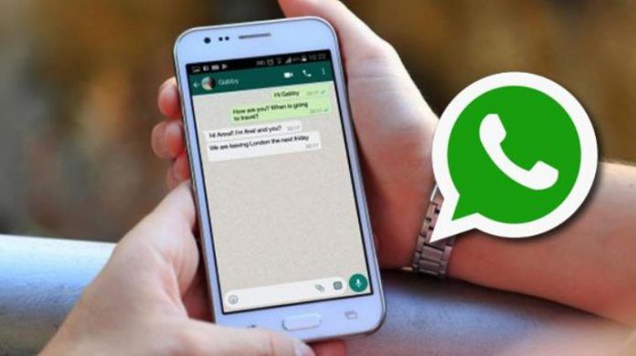 WhatsApp i política